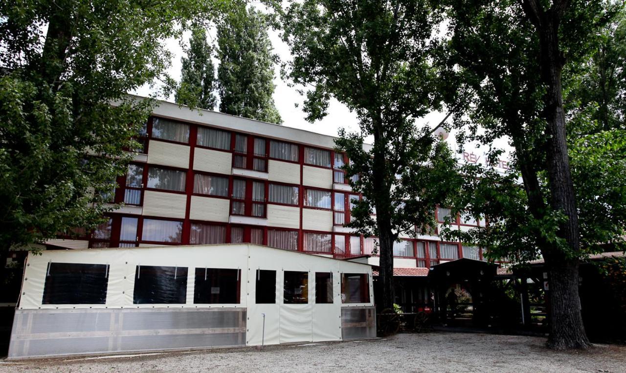 Rev Szallo Balaton Hotel Szántód Екстериор снимка